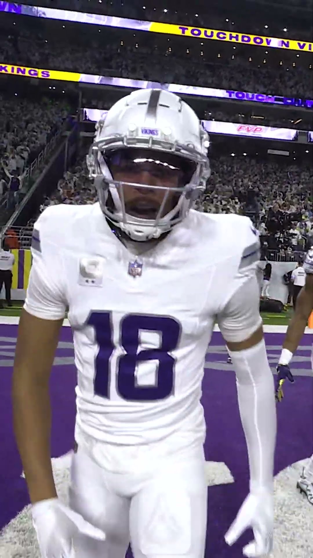 Justin Jefferson Gives Shoutout to Randy Moss ?